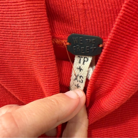 Free People We The Free Alameda Cowl Neck Sweater XS Coral Red Dolman Oversized - Picture 7 of 11